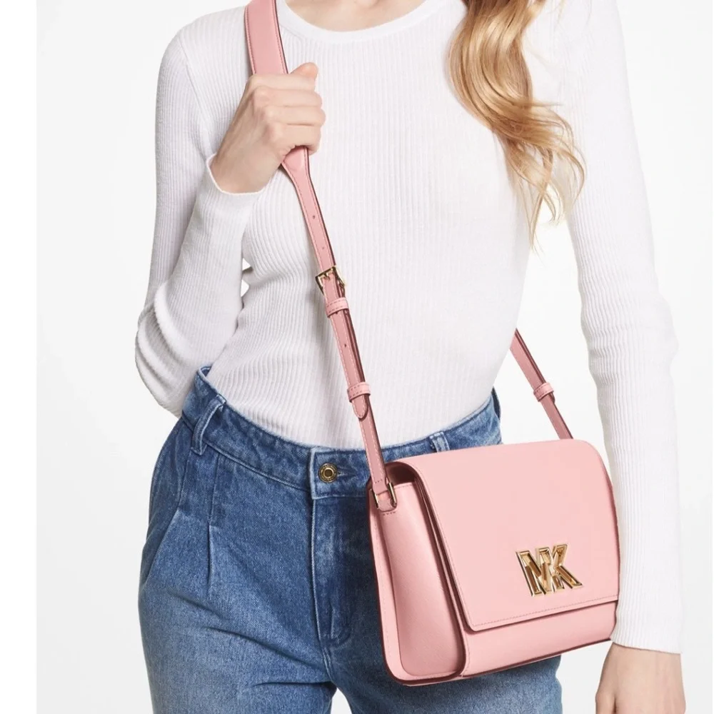 MICHAEL MICHAEL KORS Mimi Medium Leather Messenger Crossbody Bag Powder Blush
